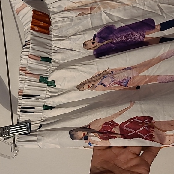 Taylor Swift SheShow Satin Pajama Set Wmn XL Lover Era White Colorful Sleepwear - Picture 11 of 14